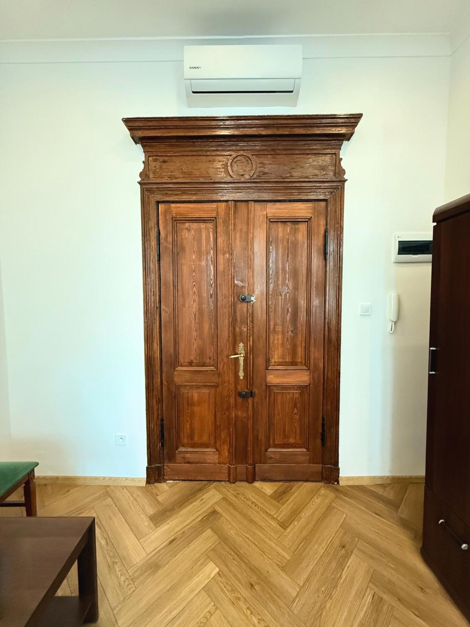 Apartament Szczytna Retro Z Klimatyzacja Torun Luaran gambar
